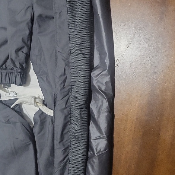 Nike windbreaker - Picture 7 of 7